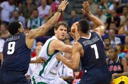 Nachbar z voditeljsko vlogo prepričal Američane