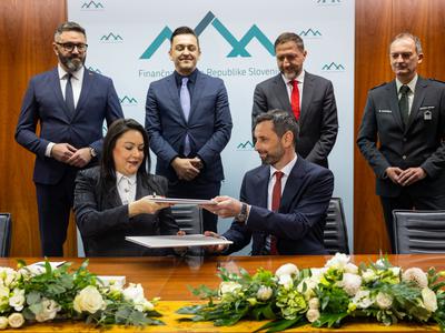 Slovenija Črni gori donirala carinski informacijski sistem