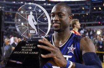 Zmaga Vzhoda pred več kot 100.000 gledalci