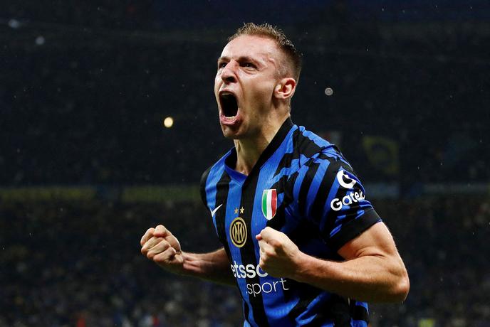 Davide Frattesi tako kričal in proslavljal, da bi se skoraj onesvestil