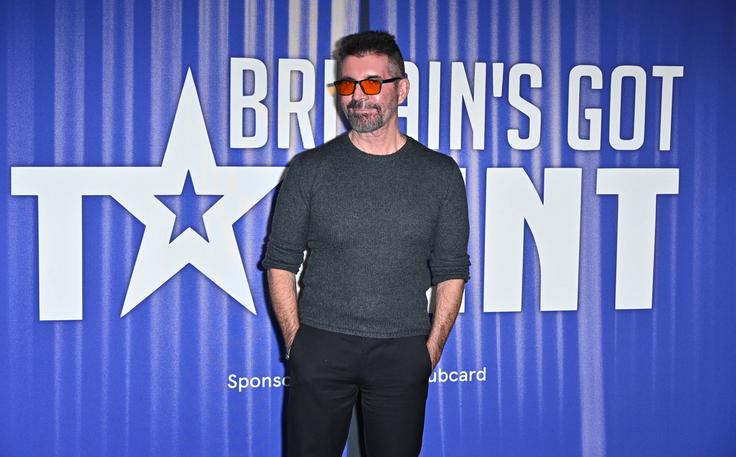 Poleg revolucionarne terapije je Cowell opustil nezdrave razvade, redkeje kadi in pije alkohol, posvetil pa se je tudi redni telesni vadbi. | Foto: Guliverimage