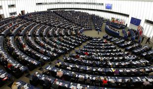 Slovenski evroposlanci iz EPP bodo podprli von der Leynovo, v drugih skupinah se še odločajo