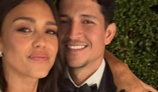 Zvezdnica s fotografijami potrdila razmerje z 11 let mlajšim izbrancem