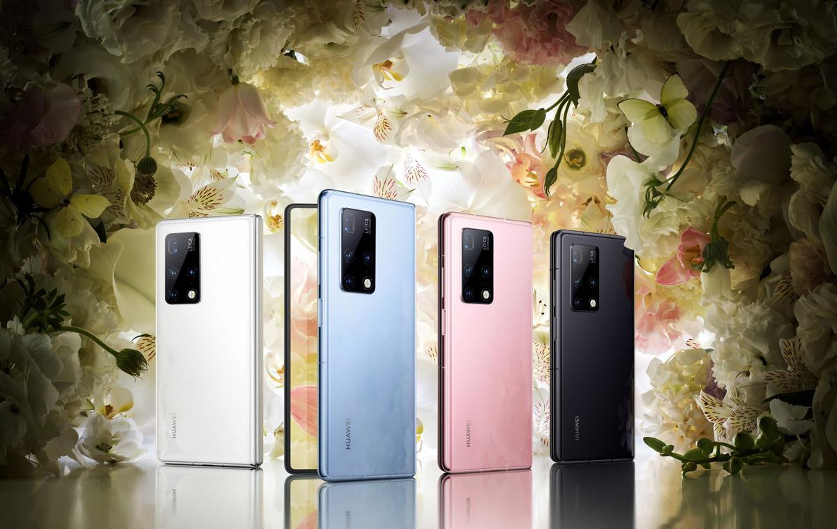 Huawei Mate X2 | Pri Huaweiu so prepričani, da so pri pregibnem telefonu Mate X2 izpopolnili tudi eno od do zdaj najšibkejših toč takšnih telefonov - tečaje.