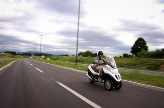 Piaggio MP3 500 LT touring