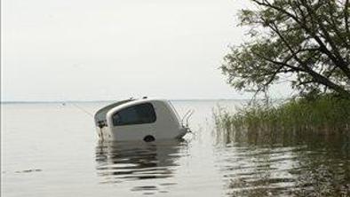 Sealander – prespati na cesti in vodi