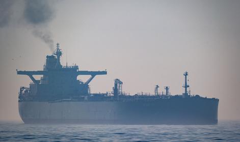 Skrivnostne eksplozije uničujejo ruske tankerje. To je za zdaj znano.