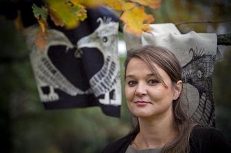 Polona Pačnik: "frišno" naslikana slovenska mitologija