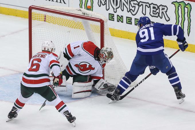 John Tavares se je veselil 300. zadetka v karieri. | Foto: Reuters