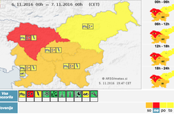 Za severozahod države razglašen rdeči alarm. Grozijo poplave in zemeljski plazovi.