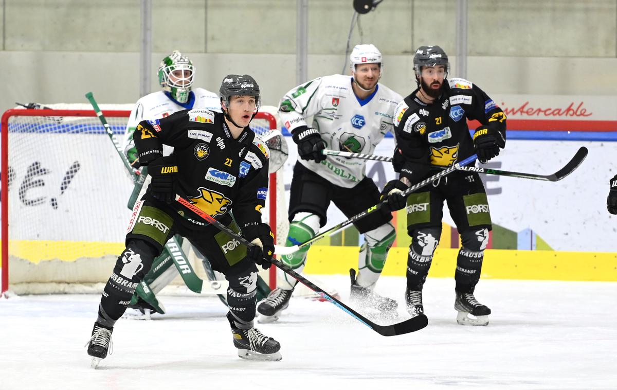 Pustertal : HK Olimpija | Olimpija je v Brunicu izgubila z 2:3. | Foto HC Pustertal