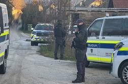 Streljanje v Žabjaku - policija zavarovala sledi in predmete #foto