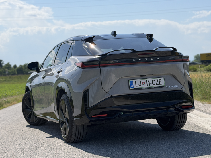 Lexus RZ | Foto: Gregor Pavšič