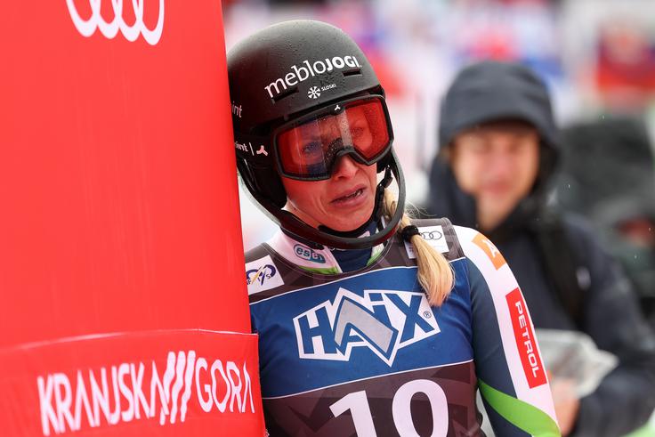 Ana Bucik je bila še posebej razočarana v Kranjski Gori, ko je odstopila na obeh tekmah. | Foto: www.alesfevzer.com