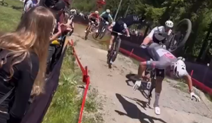Van der Poel s poškodbo zapestja, nastop na Touru negotov