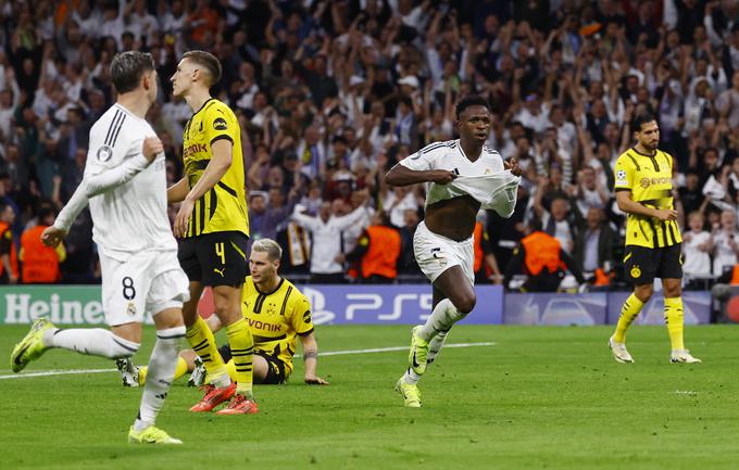 Vinicius Junior je v torek zatresel mrežo Borussie trikrat. V soboto ga čaka el clasico z razigrano Barcelono, ki ima v la ligi tri točke več. | Foto: Reuters