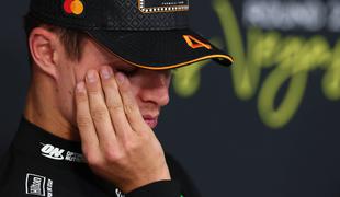 Diskvalifikacija McLarna, Verstappen zaostaja samo še 24 točk