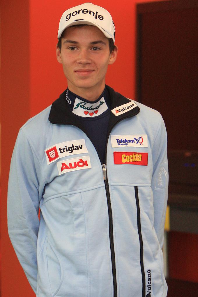 Primož Roglič je v času skakalne kariere postal ekipni svetovni mladinski prvak. | Foto: Vid Ponikvar