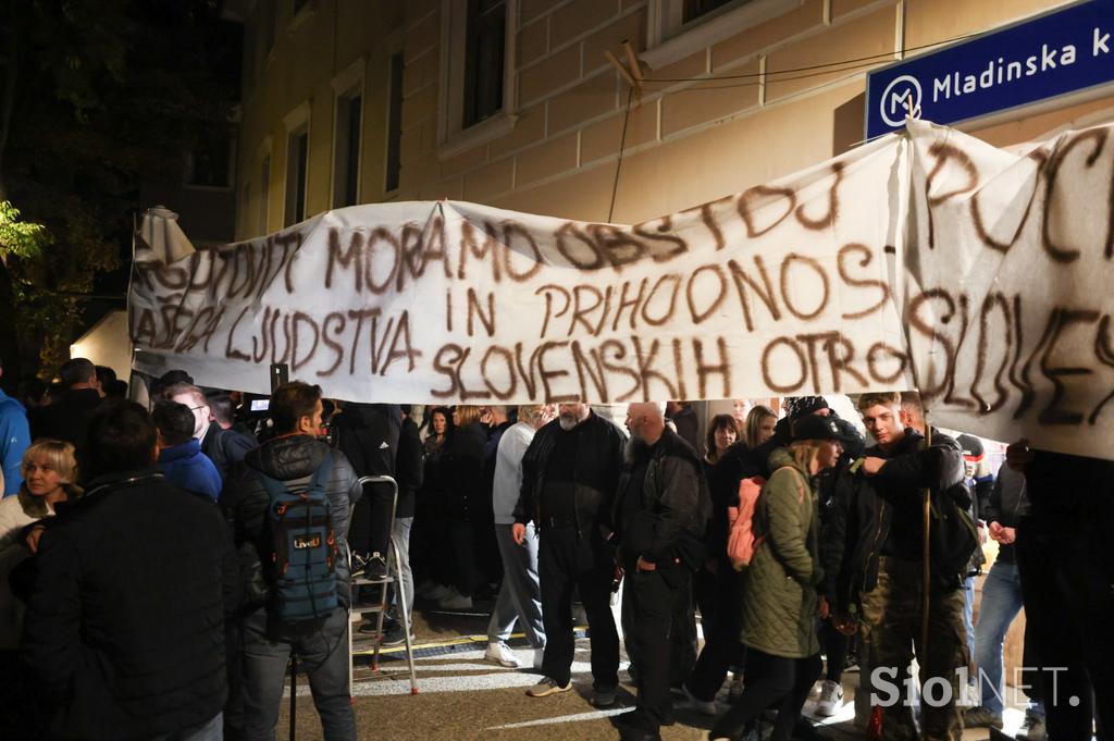 Protestni shod Novo mesto