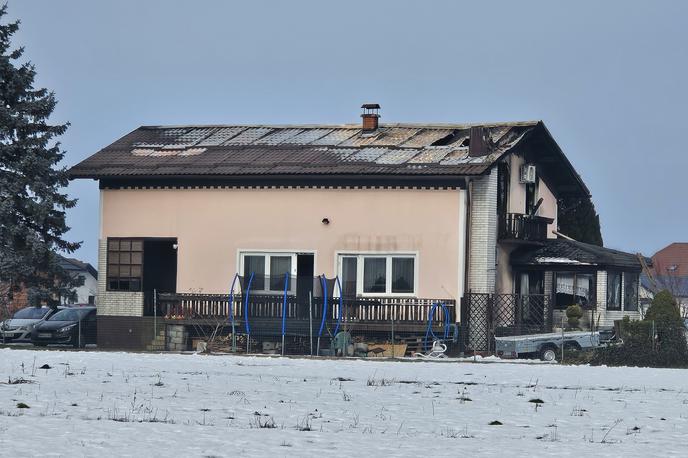 Požar Ptuj | Požar je popolnoma uničil hišo družine Marčič. | Foto STA