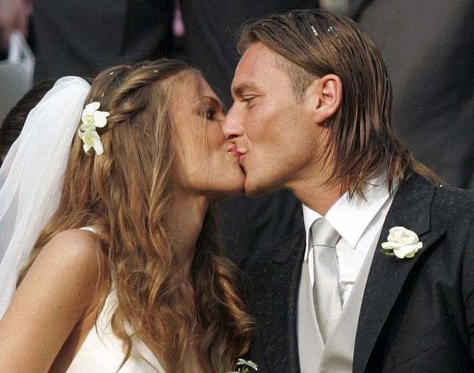 Poročila sta se leta 2005, njuno poroko je v živo prenašala športna televizija Sky Sport Italia. | Foto: Guliverimage/AP