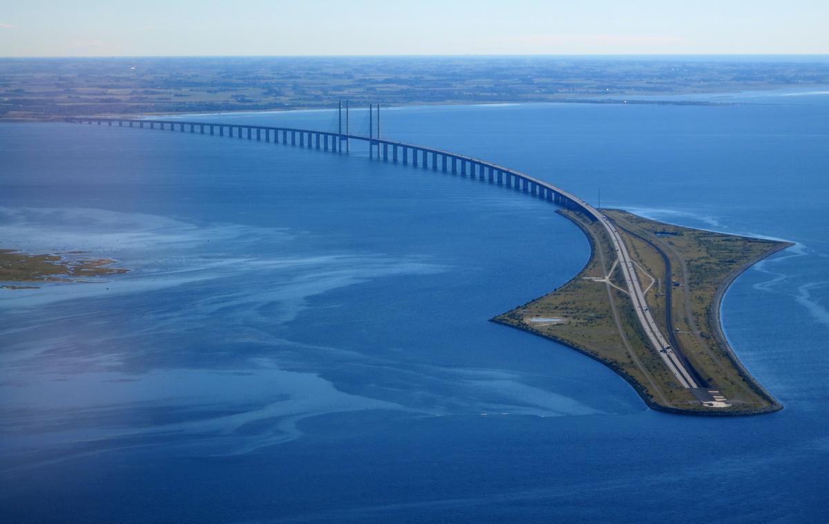 Most Oresund | Viadukt Øresund je najdaljši kombinirani most-podvodni tunel v Evropi. | Foto Wikimedia Commons