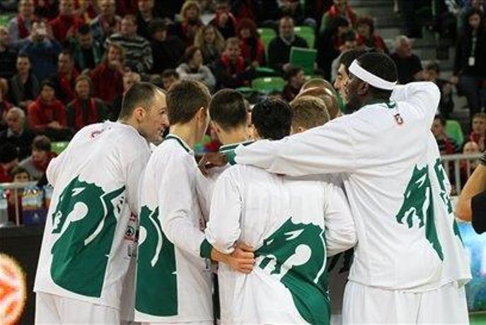 Olimpija do tekmecev že 4. januarja