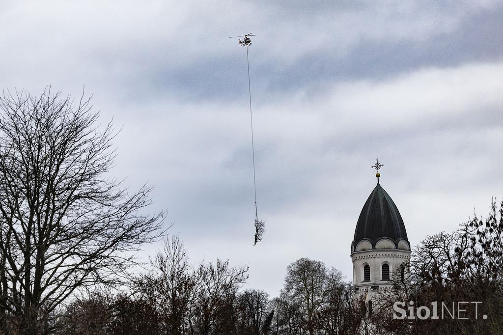 Helikopter spravilo lesa grajski grič