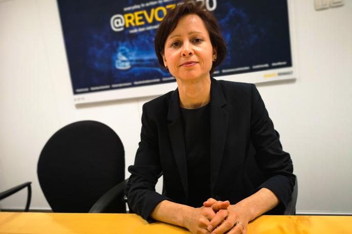 Jelka Kurnik Renault Revoz | Jelka Kurnik je pri Renaultu dobila pomembno nalogo produktnega vodja novega clia. | Foto Gregor Pavšič