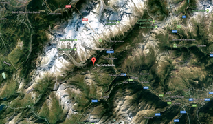 V snežnem plazu v Alpah umrli trije smučarji