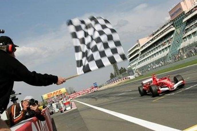 Formula 1 pridno polni žepe