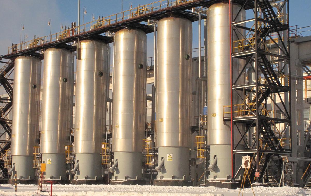 ruski plin | Dogovor glede na prvotni predlog Evropske komisije prinaša nekatere razbremenitve administrativnih postopkov pri uvozu plina, ki ne izvira iz Rusije.  | Foto STA