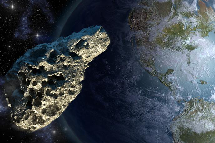 Asteroid | Gre za "karbonizirano vodo, ki vsebuje sol in organske snovi", je pred današnjo objavo raziskave v reviji Science novinarjem pojasnil vodja mednarodne ekipe znanstvenikov Tomoki Nakamura z univerze v japonskem Tohoku. Dodal je, da ima kapljica velik pomen. | Foto Thinkstock