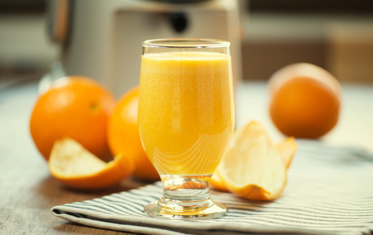 Pomarančni sok | Medtem ko cena nafte pada, cena pomarančnega soka na globalnih trgih močno raste. | Foto Getty Images