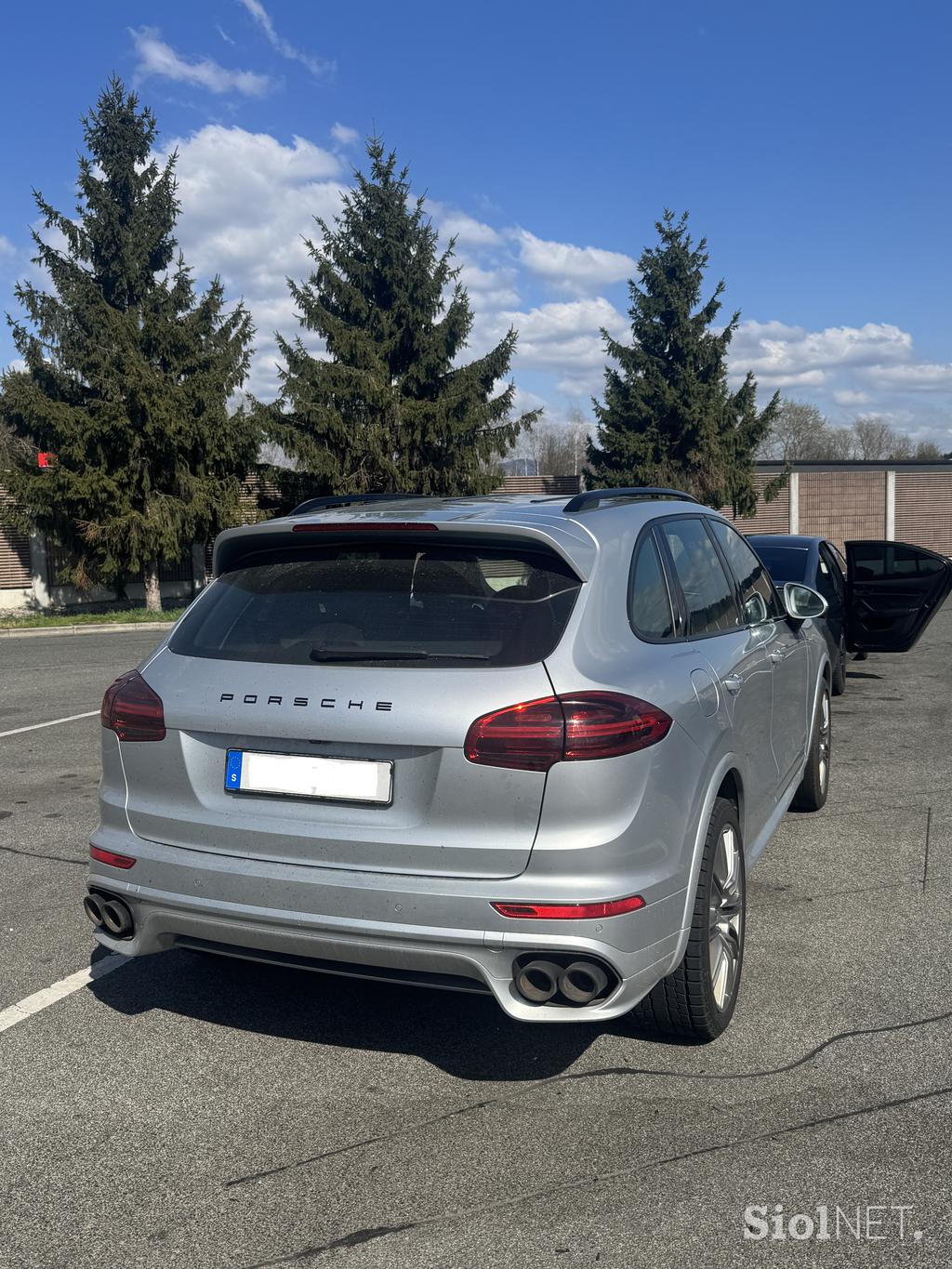 Ukradeno vozilo Porsche Cayenne