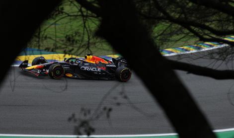 V živo: Verstappen štartal iz boksov, a lahko še zmaga