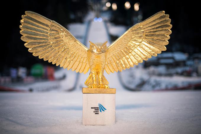 Zmagovalka bo ob zlati sovi prejela še posebno denarno nagrado v višini 20 tisoč švicarskih frankov. | Foto: Jure Makovec