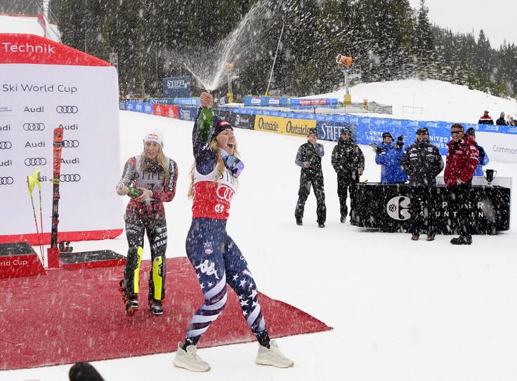 Mikaela Shiffrin si je dala duška že po 104. zmagi na tekmi za svetovni pokal. | Foto: Reuters