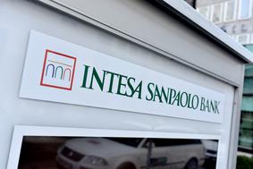 Koprska Intesa Sanpaolo lani z občutno višjim dobičkom