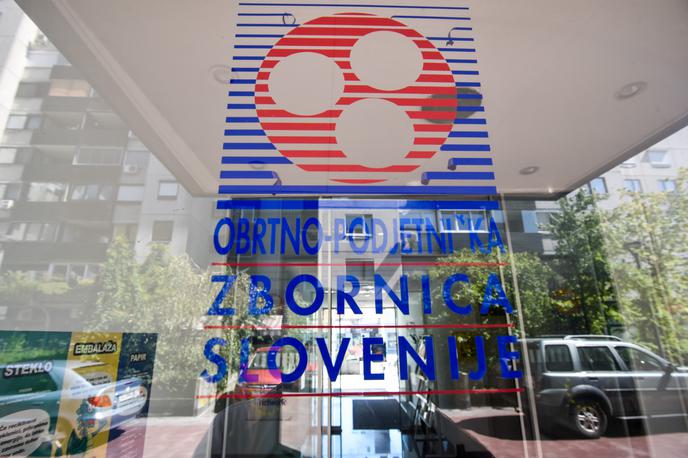 OZS Obrtno podjetniška zbornica Slovenije | V OZS so danes v sporočilu za javnost izrazili zadovoljstvo, da bo povišanje računov za male poslovne odjemalce le okrog 20-odstotno, in ne 80-odstotno, kot so pokazali njihovi izračuni. | Foto STA
