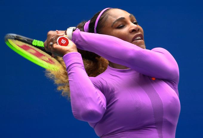 Serena Williams je v boju za četrtfinale izločila Petro Martić. | Foto: Reuters