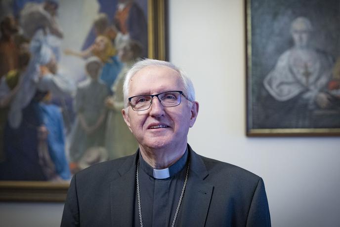 Nadškof Stanislav Zore: Ni težava, da Cerkev sredstva ima – pomembno je, kako in za kaj jih uporabi