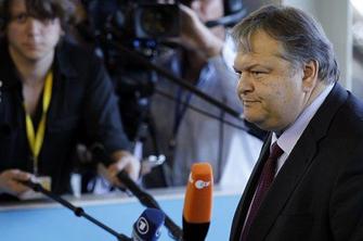 Rehn: Območje evra na ključni prelomnici