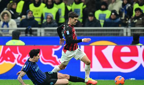 Milanu derbi della Madonnina, Roma na vrh