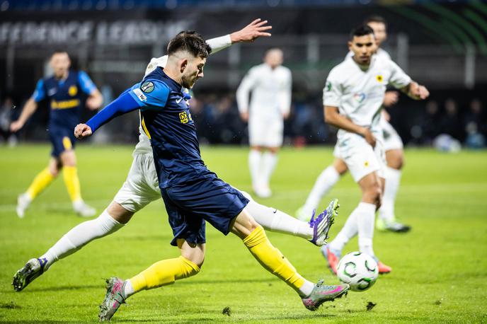 konferenčna liga Nikita Josifov Celje AEK | Nikita Josifov je bil v prve pol ure najbolj aktiven Celjan v fazi napada. | Foto Jure Banfi