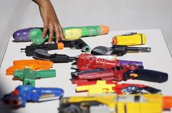 Brazilska regija prepovedala prodajo orožja igračk