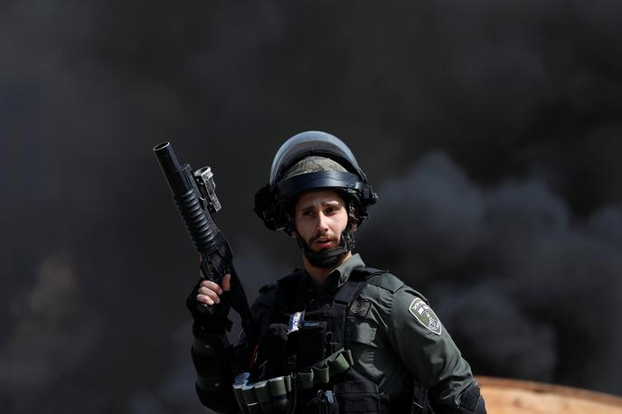 Izrael | Izraelska policija je danes pridržala palestinskega ministra za zadeve Jeruzalema Fadija al Hadmija. | Foto Reuters