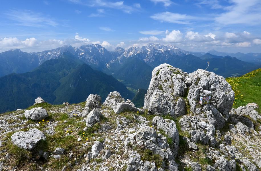 Odmaknjen gorski biser Slovenije #video