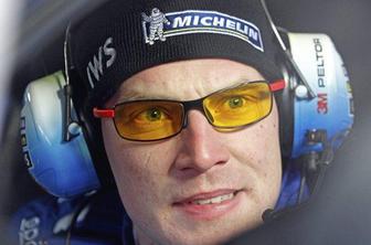 Latvala na debiju s Polom trčil v osebno vozilo