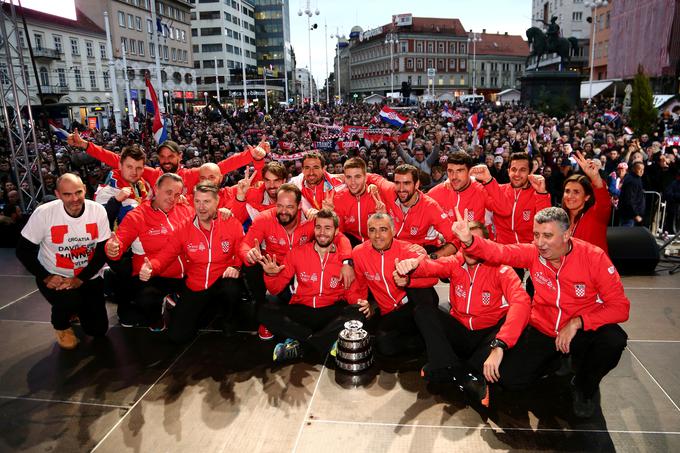 Po zmagi v Franciji je sledila velika slovesnost v hrvaški prestolnici na trgu Bana Jelačića. | Foto: Reuters